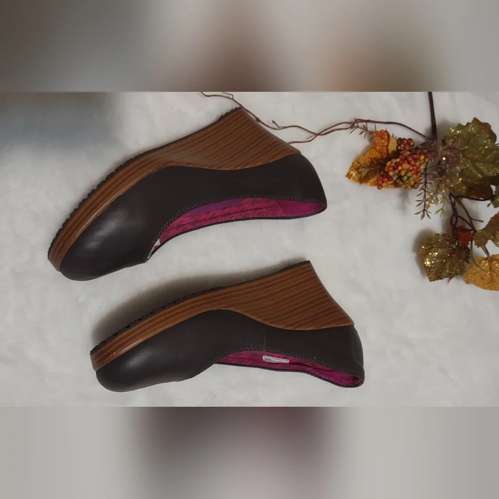 Crocs shoes for women size 8.5